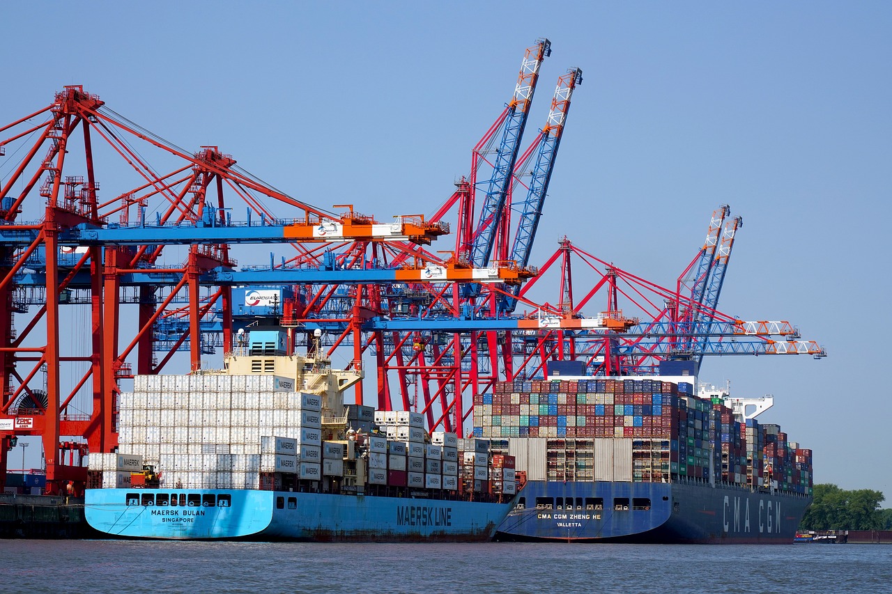 port, loading, container-7370411.jpg